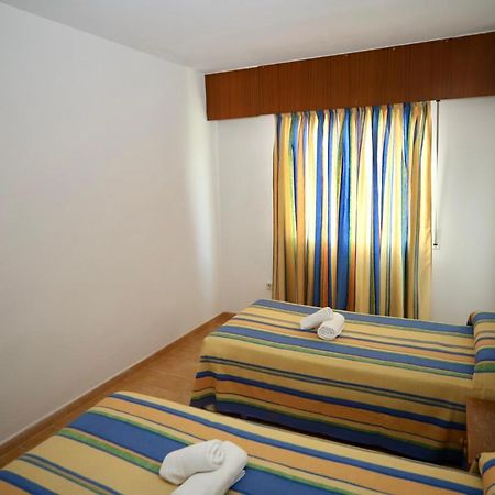 Apartamentos Torre Gerona Benidorm Esterno foto